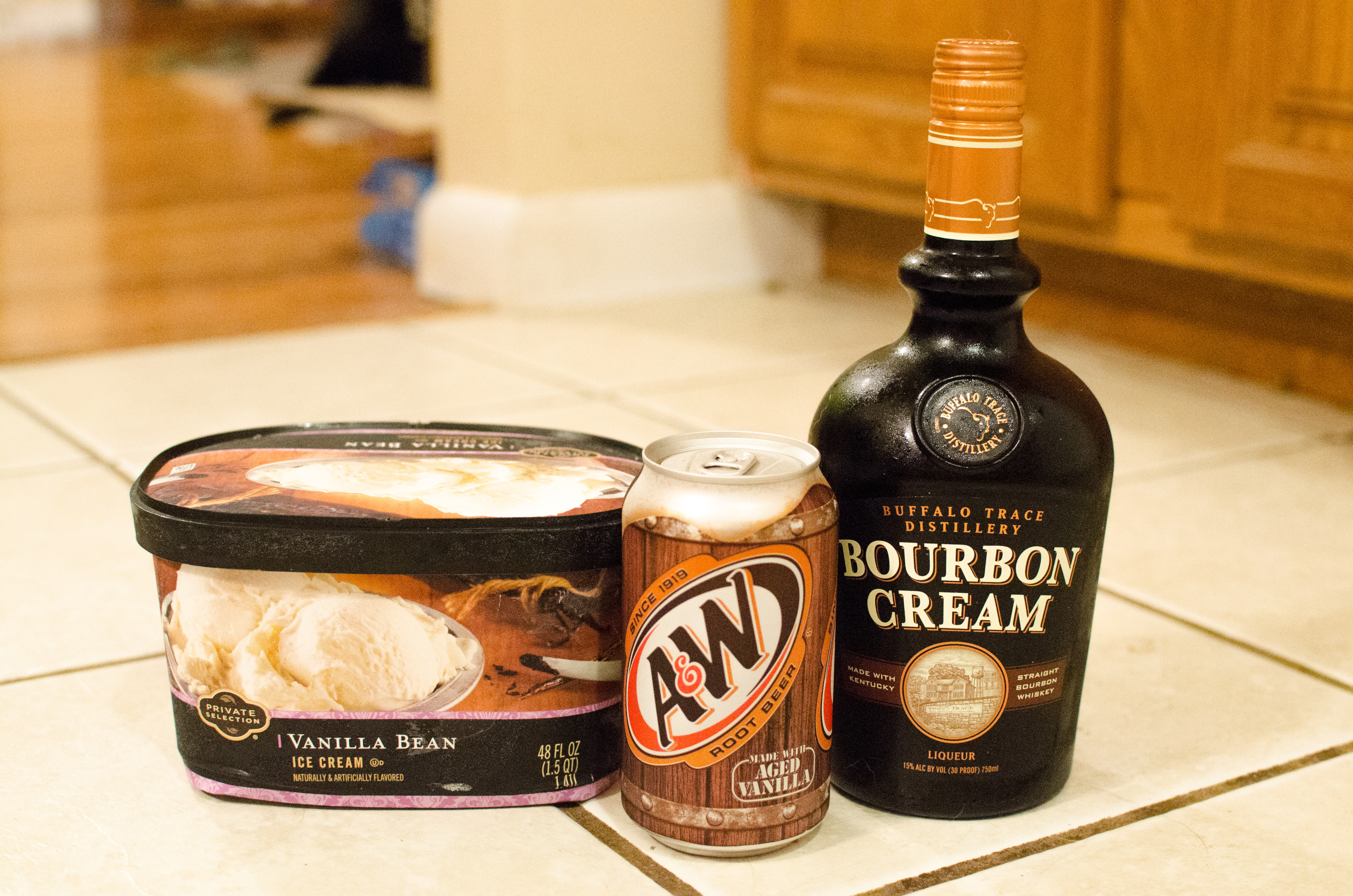 Bourbon Root Beer Ice Cream Floats - The Kitchen Magpie