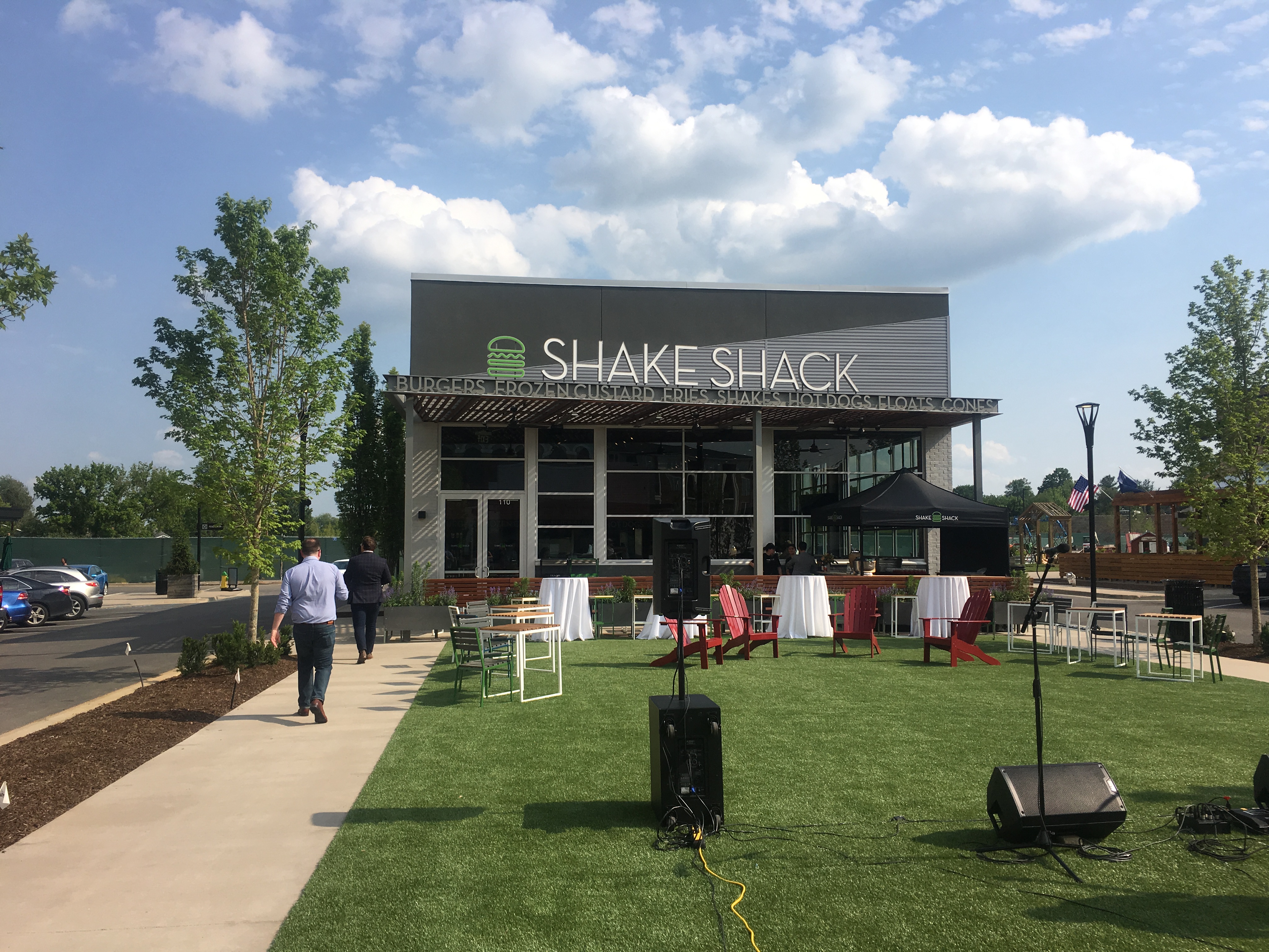 Shake Shack Opens at The Summit at Fritz Farm - Fabulous In Fayette