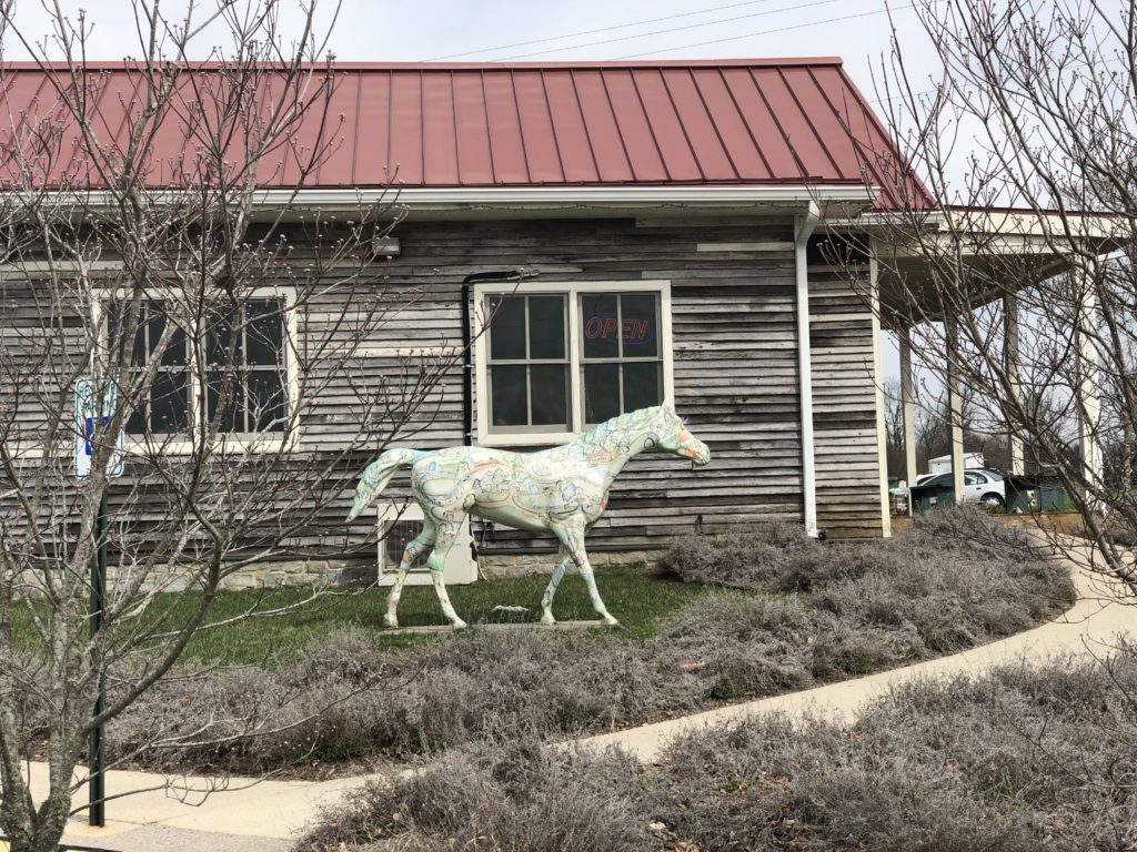 The first place I've chose to spotlight is the Windy Corner Market, which is located in north of Lexington amidst many of Lexington's famous horse farms. If you haven't been there, you are in for a real treat! #sharethelex #lexingtonky #kentucky #kentuckyproud #eatkentucky #eatlexington