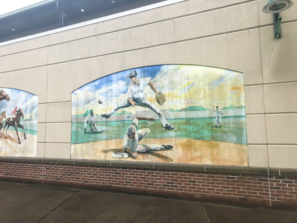 Remember when I said there were a lot of murals?? Well, today, I'm featuring SIXTEEN more murals, along with their locations! There are still many around the city that I haven't featured yet, but I plan to in the future. #sharethelex #lexingtonky #kentucky #legalgraffiti #streetart #mural #travelky #visitlex